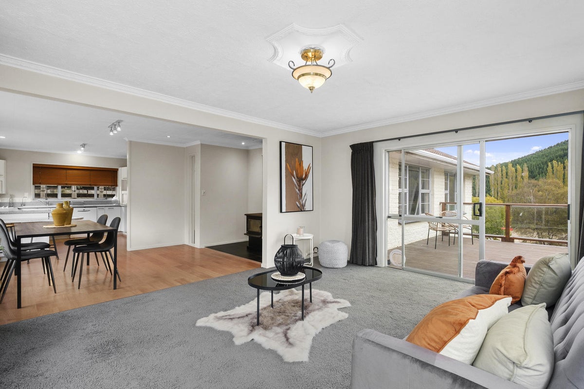 352 Kenmure Road, Kenmure, Dunedin - Carousel 2