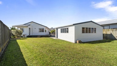 35 Jupiter Street, Milson, Palmerston North - Carousel 1