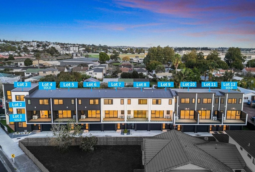 9/130 Rosebank Road, Avondale, Auckland - Carousel 2