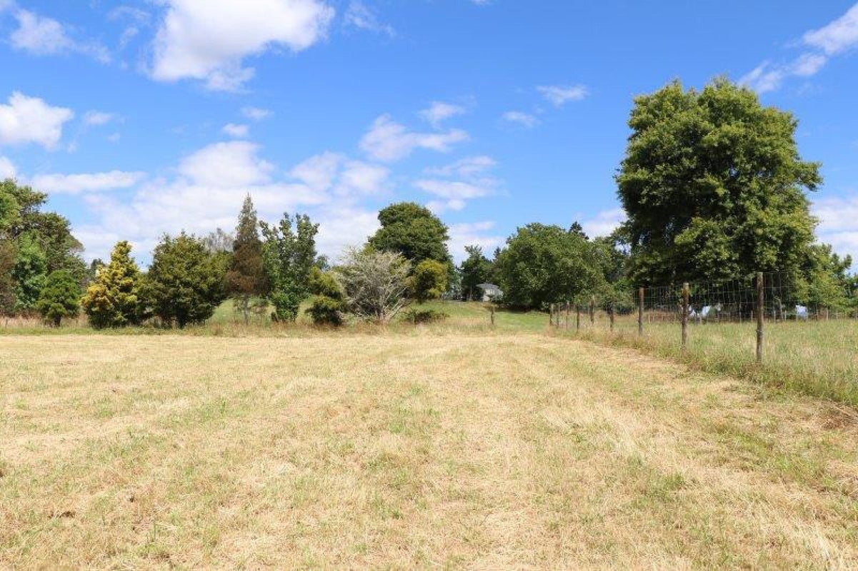 2220 Kakaramea Road, Hamilton - Carousel 29