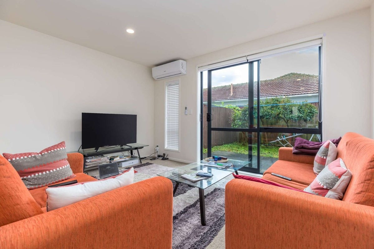 4/955 Mount Eden Road, Three Kings, Auckland - Carousel 2