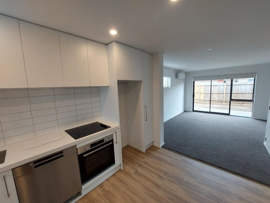 4/36 Heywood Terrace, Richmond, Christchurch - Carousel 2