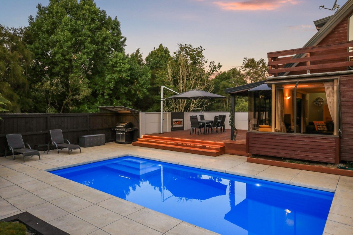 345 Hukanui Road, Queenwood, Hamilton - Carousel 1