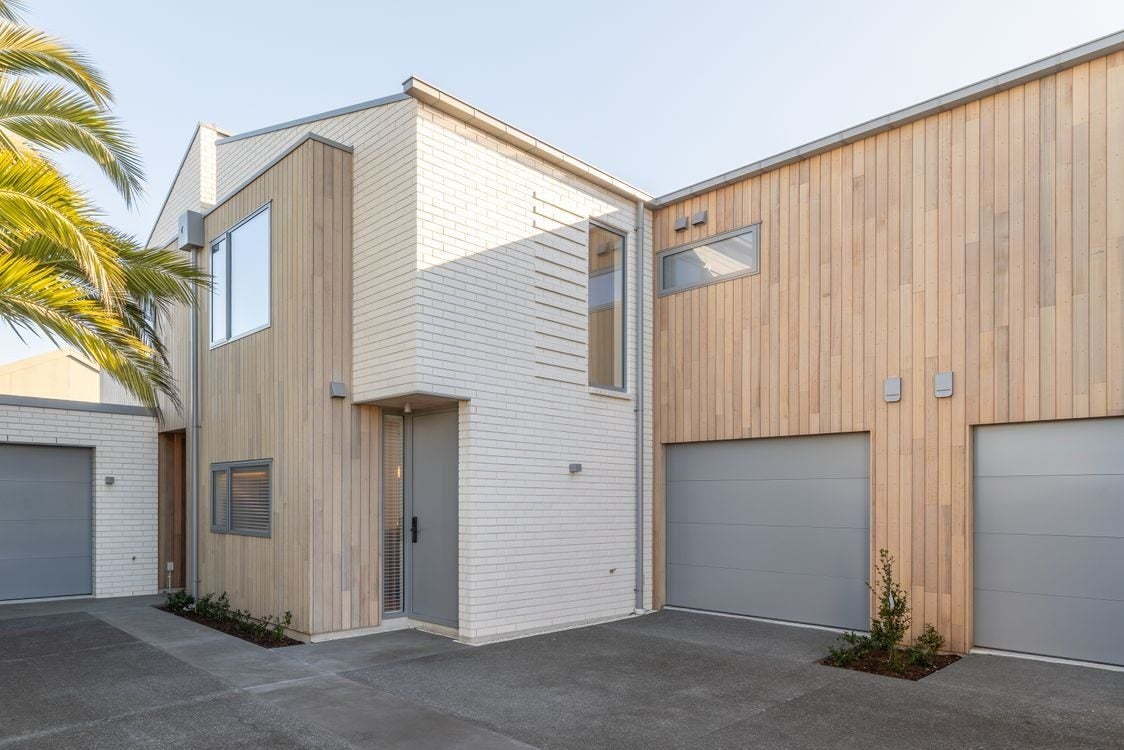 2/979 Colombo Street, St Albans, Christchurch - Carousel 1