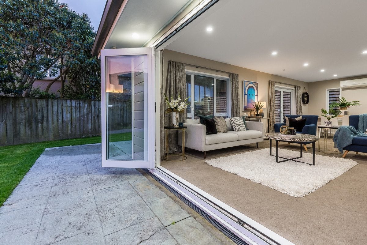 23 The Layline, Whitby, Porirua - Carousel 1