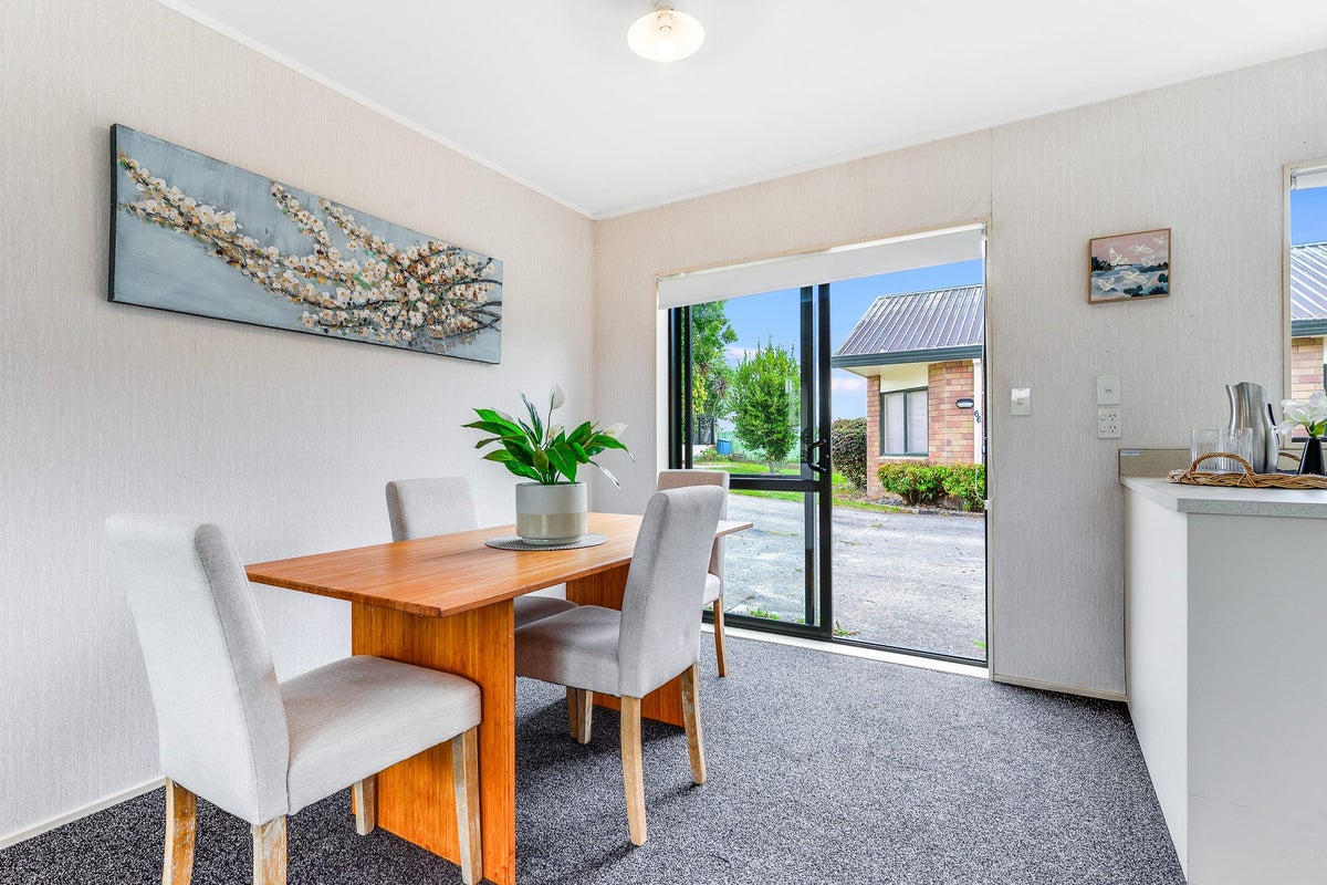 64 Brymer Road, Grandview Heights, Hamilton - Carousel 24