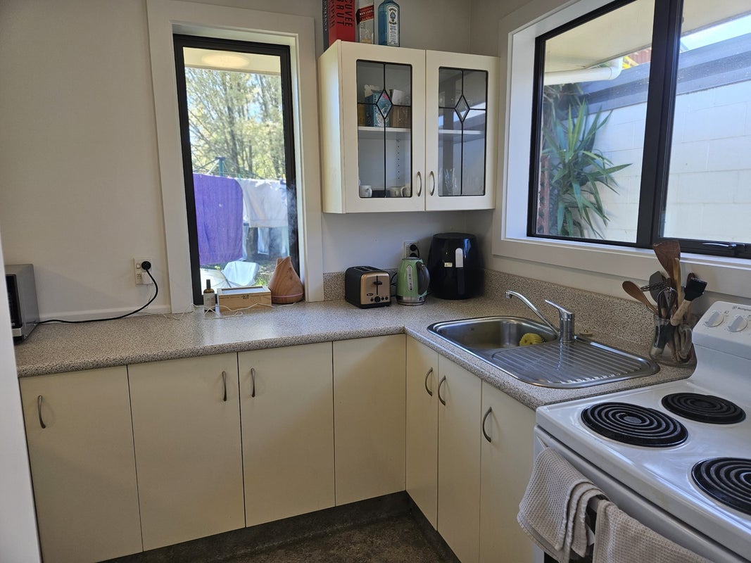 2/25B Tennyson Street, Sydenham, Christchurch - Carousel 2