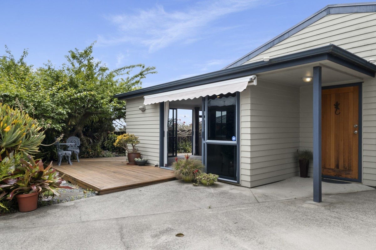 2 Dunrobbin Place, Gate Pa, Tauranga - Carousel 2
