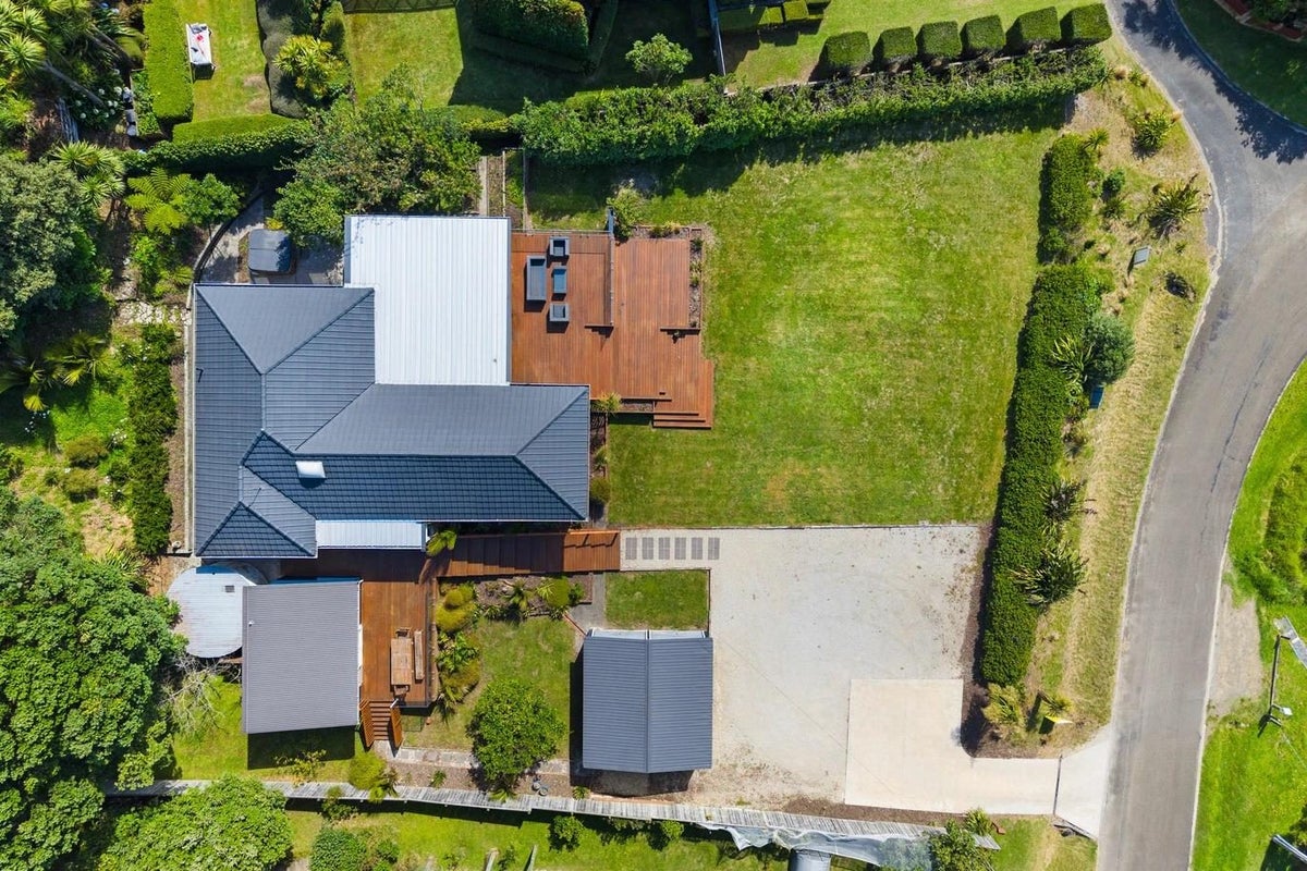 60 Douglas Street, Okitu, Gisborne - Carousel 23