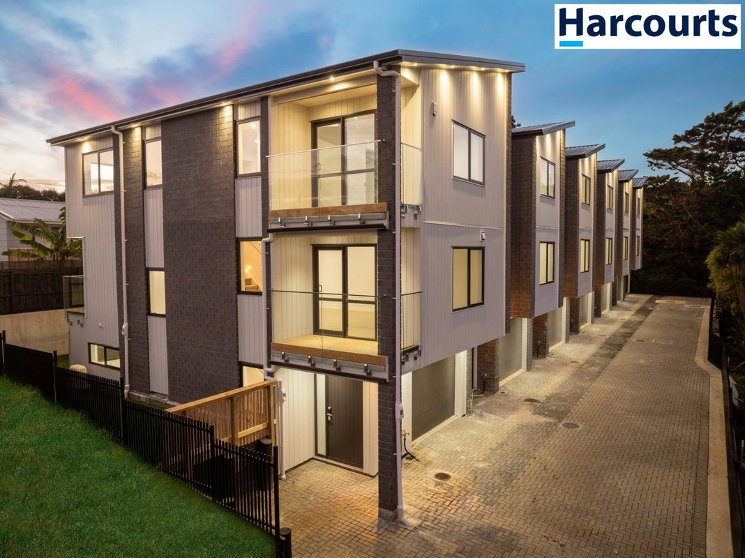 7 Abel Glen, Aotea, Porirua - Carousel 1