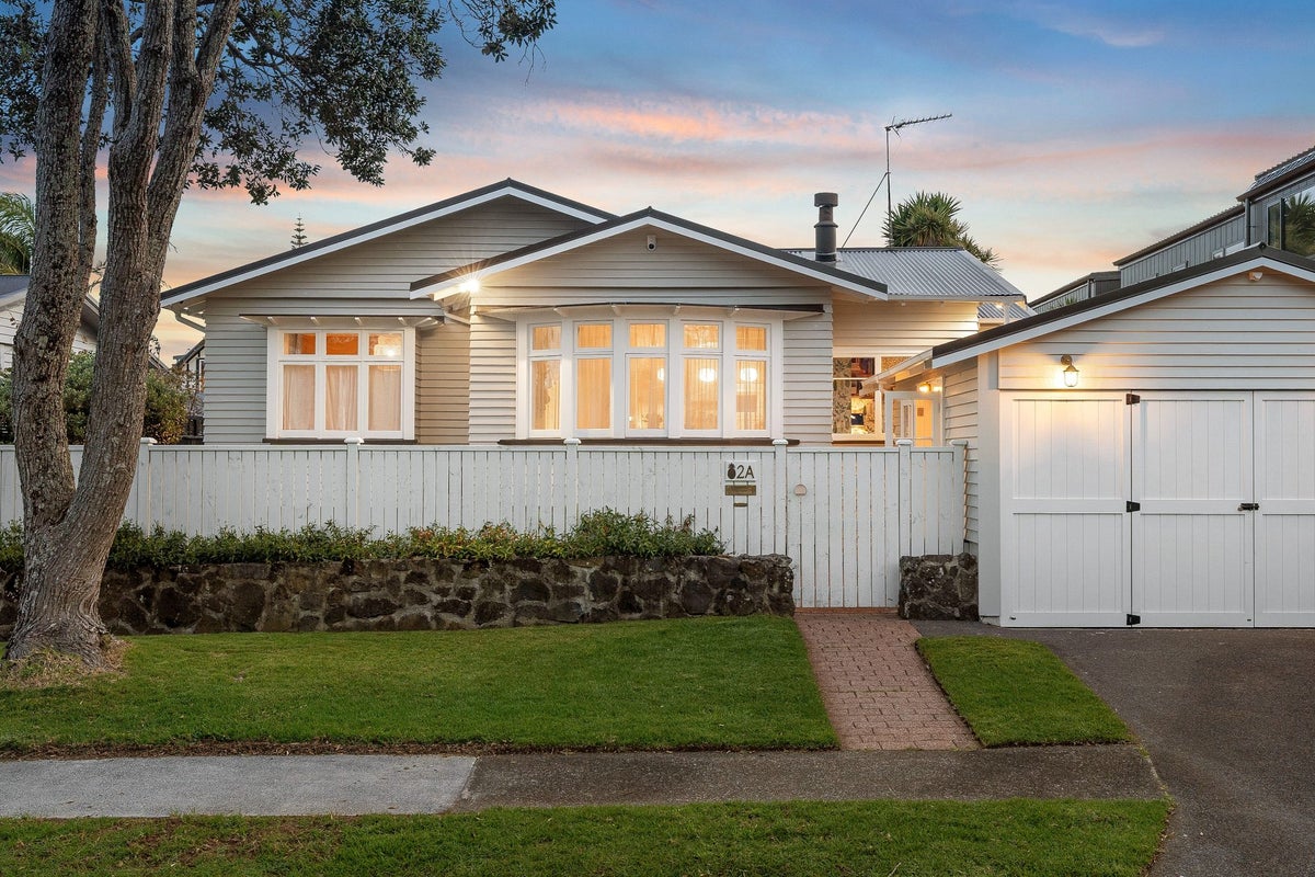 2A Hollywood Avenue, Epsom, Auckland City, Auckland - Carousel 1
