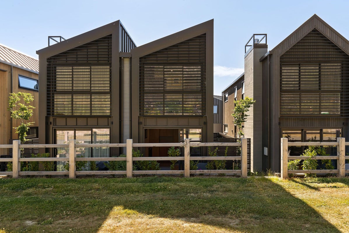 33 Ryan Loop, Jacks Point, Queenstown - Carousel 1