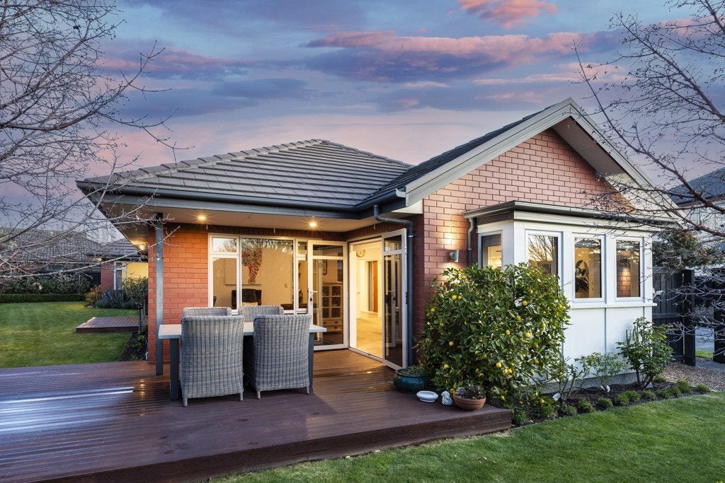 21 Mistral Road, Northwood, Christchurch - Carousel 2