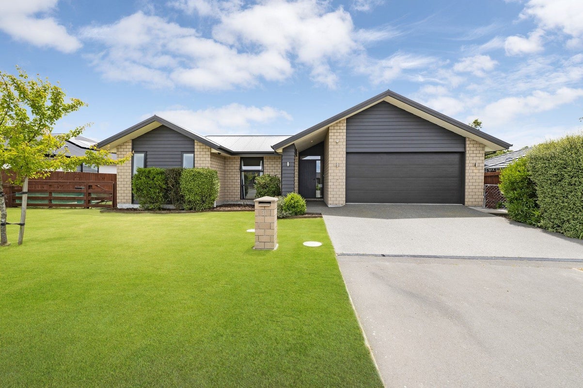 31 Carston Street, Leeston, Leeston - Carousel 1