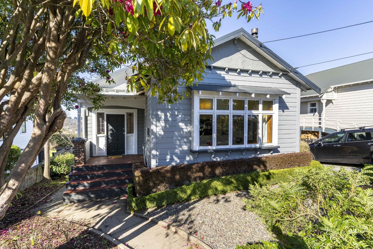 26 Benhar Street, Maryhill, Dunedin - Carousel 1