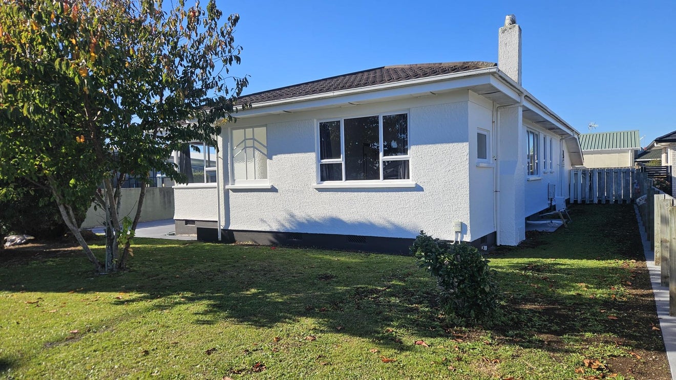 65 Tukapa Street, Westown, New Plymouth - Carousel 1