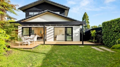 2/12 Rarangi Road, St Heliers, Auckland - Carousel 1