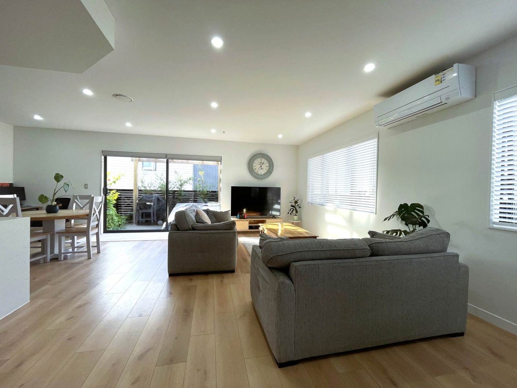 34 Bight Road, Long Bay, Auckland - Carousel 2