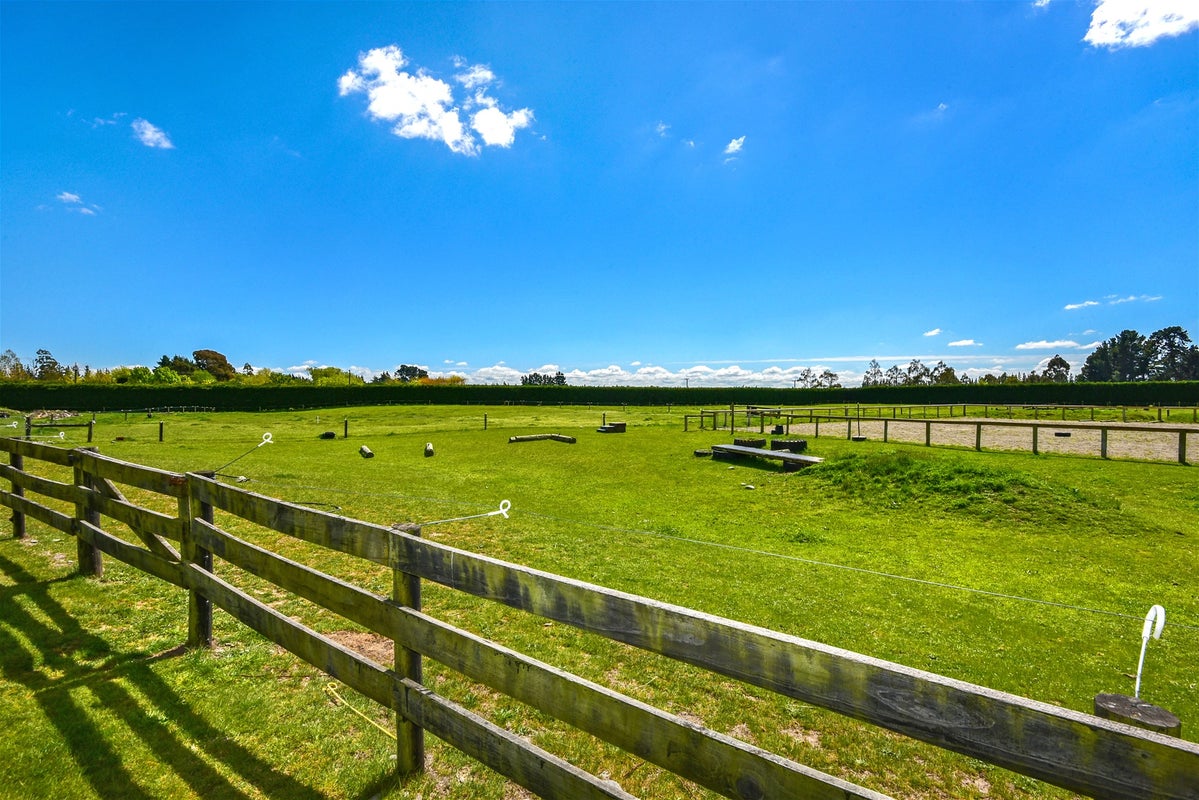 288 Bells Road, Christchurch - Carousel 10