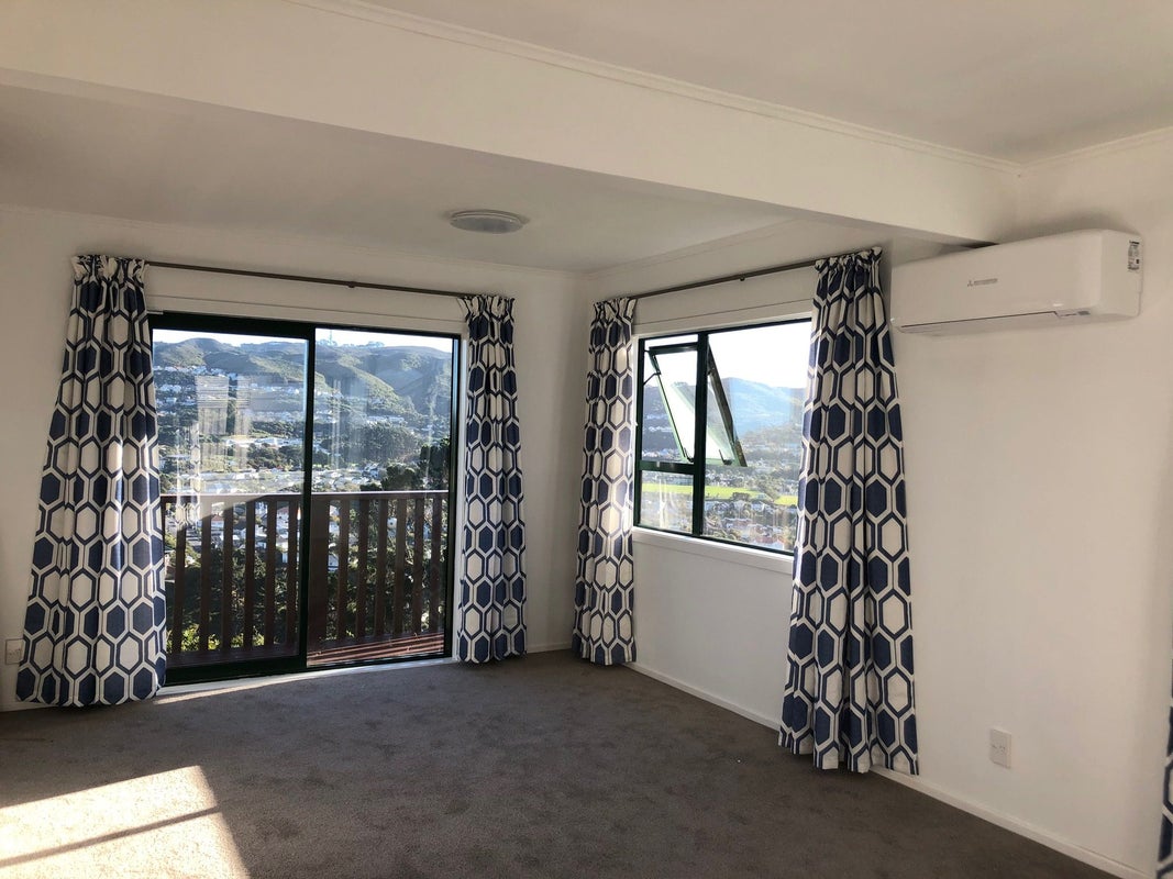 3 Anzia Way, Johnsonville, Wellington - Carousel 1