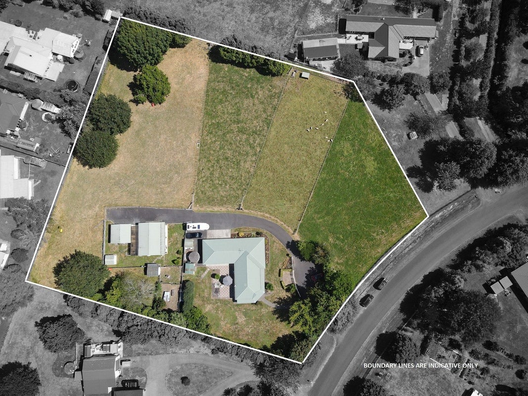 11 Appleton Lane, Eureka, Hamilton - Carousel 36