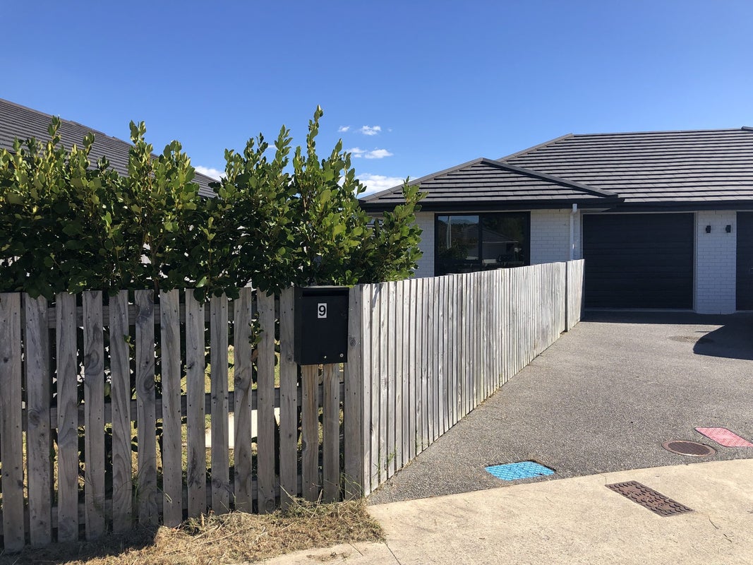 9 Mistry Place, Harrowfield, Hamilton - Carousel 1