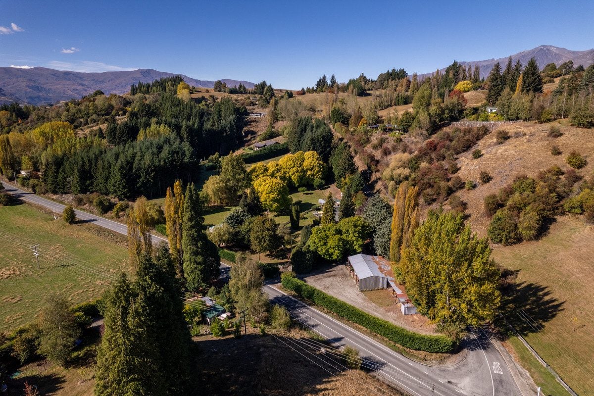 334 Malaghans Road, Dalefield, Queenstown - Carousel 25