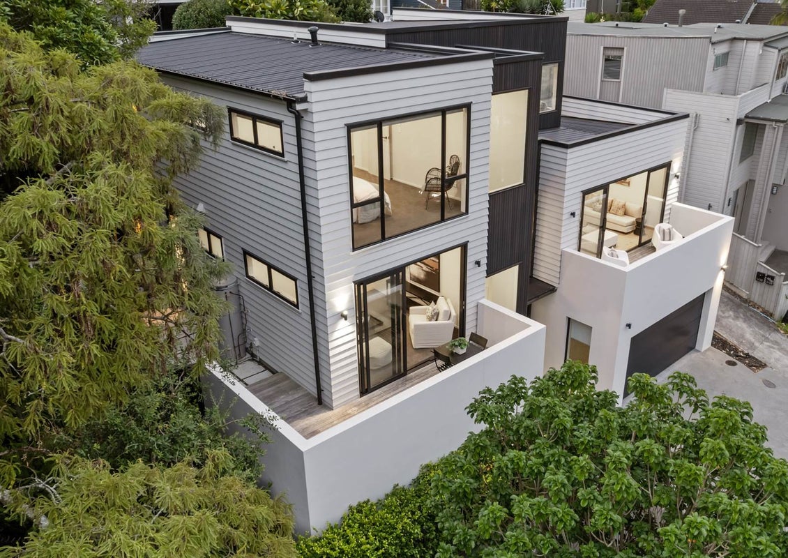 38 Rukutai Street, Orakei, Auckland - Carousel 1