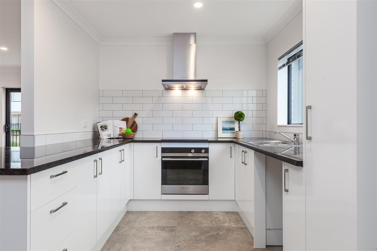 48 Black Beech Crescent, Takanini, Auckland - Carousel 2
