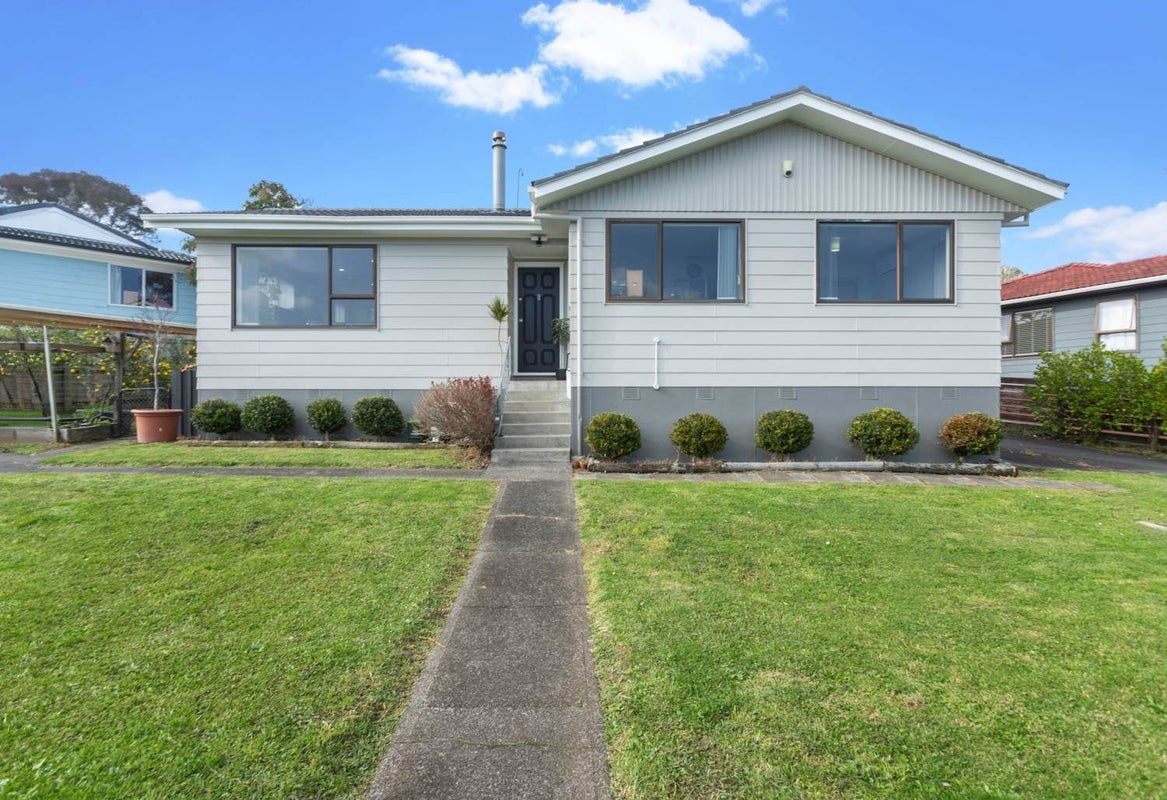 12 Kellett Road, Ranui, Auckland - Carousel 1
