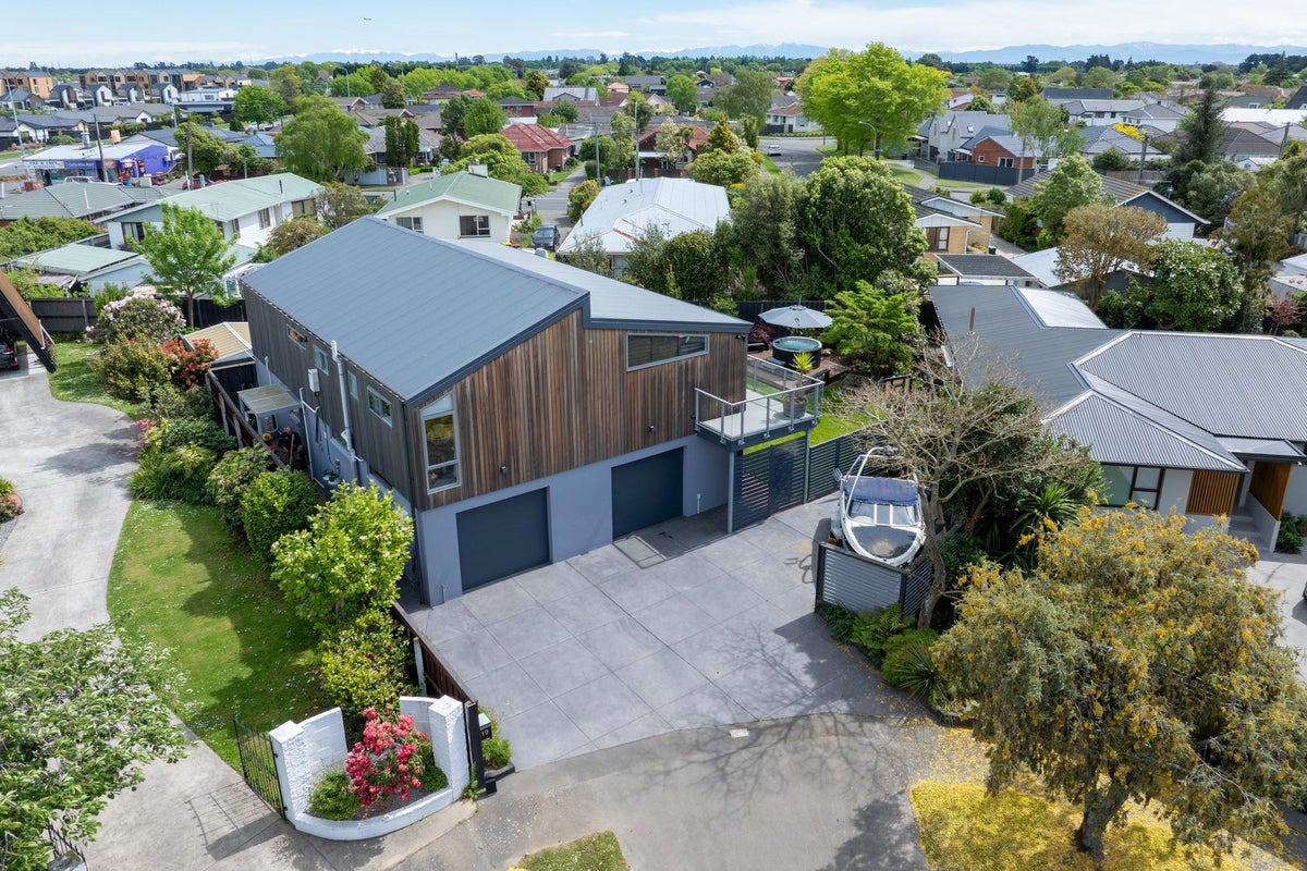19 Abbotts Place, Avonhead, Christchurch - Carousel 1