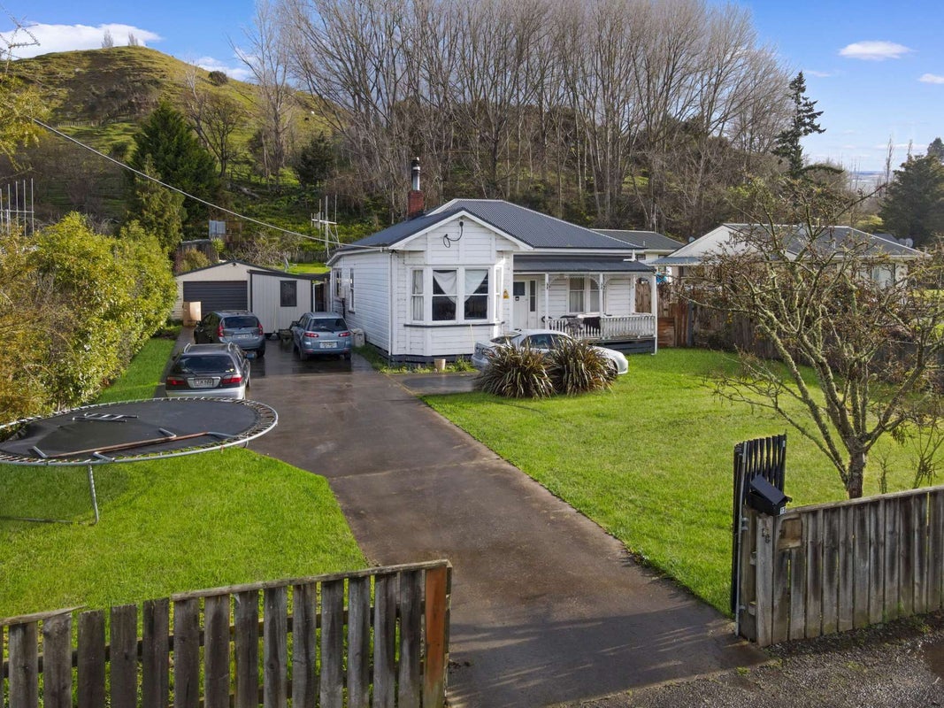 13 Ongo Road, Hunterville, Hunterville - Carousel 1