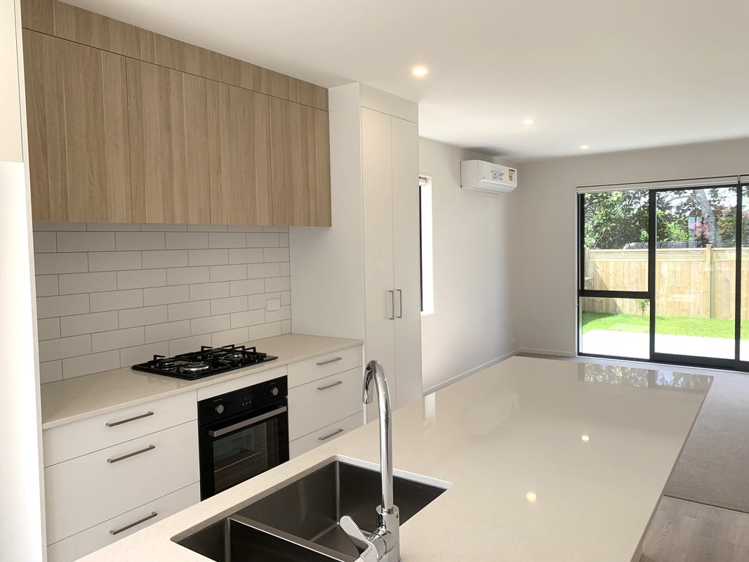 13 Katikati Drive, Manurewa, Auckland - Carousel 2