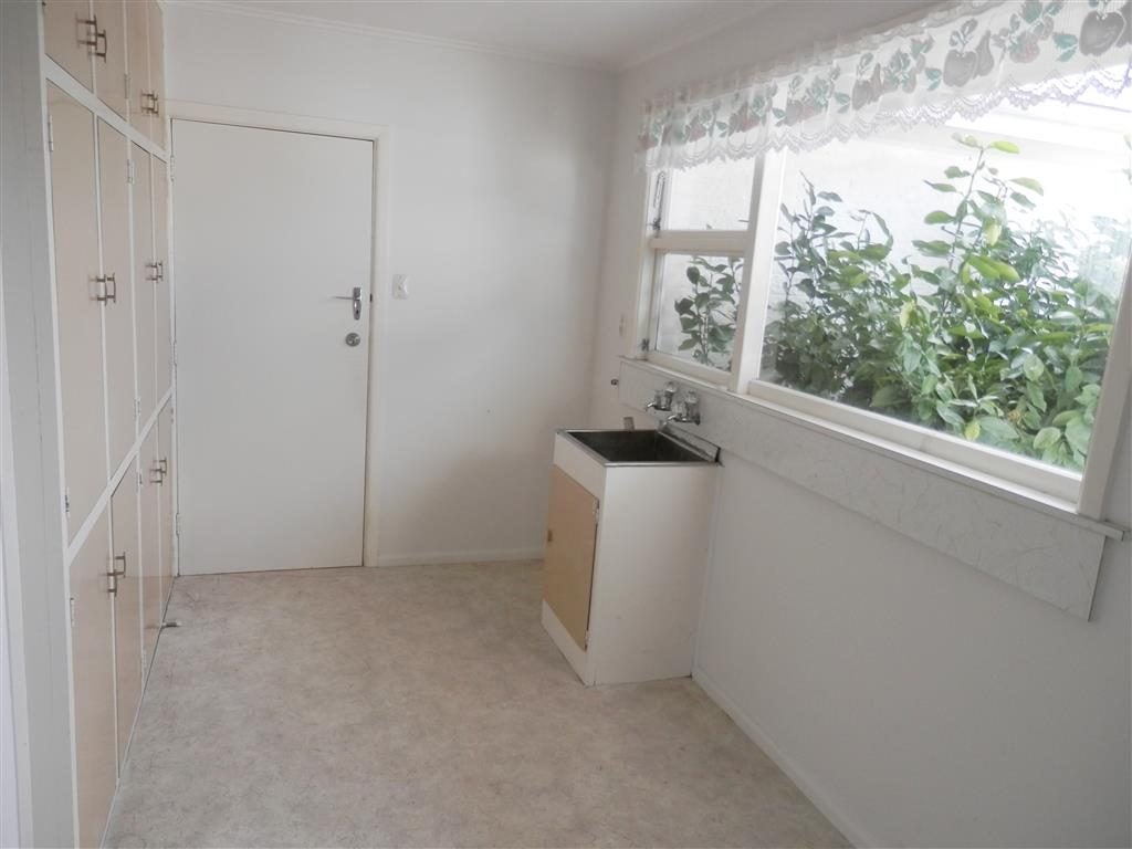 348 Harewood Road, Bishopdale, Christchurch - Carousel 11