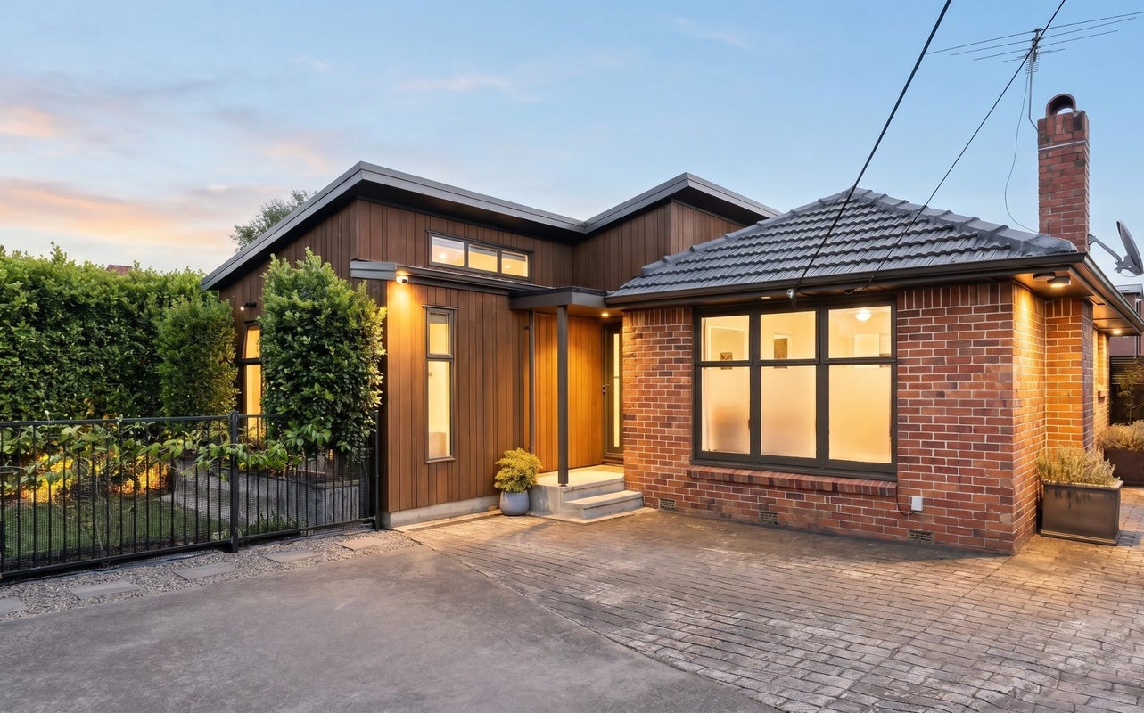 396 Te Atatu Road, Te Atatu Peninsula, Auckland - Carousel 1