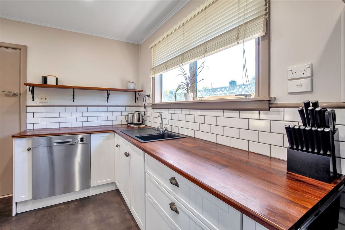 28 Aurora Street, Hei Hei, Christchurch - Carousel 1