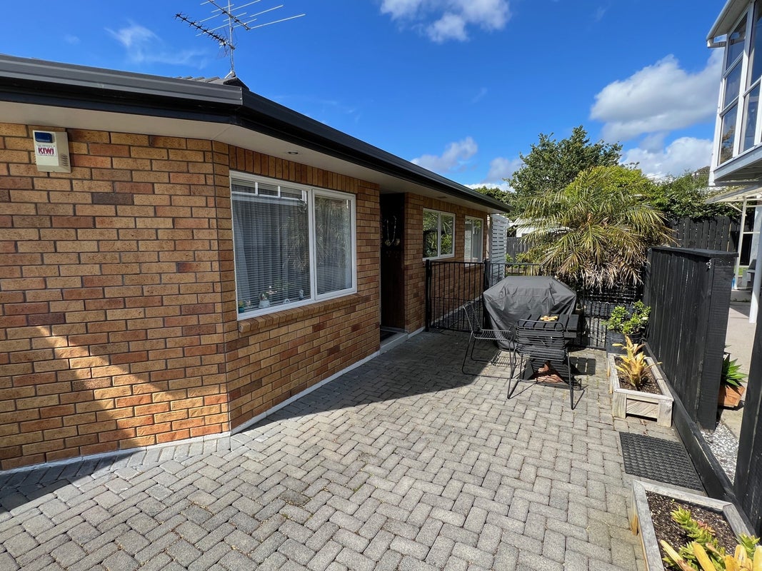 50 Donovan Street, Blockhouse Bay, Auckland - Carousel 2