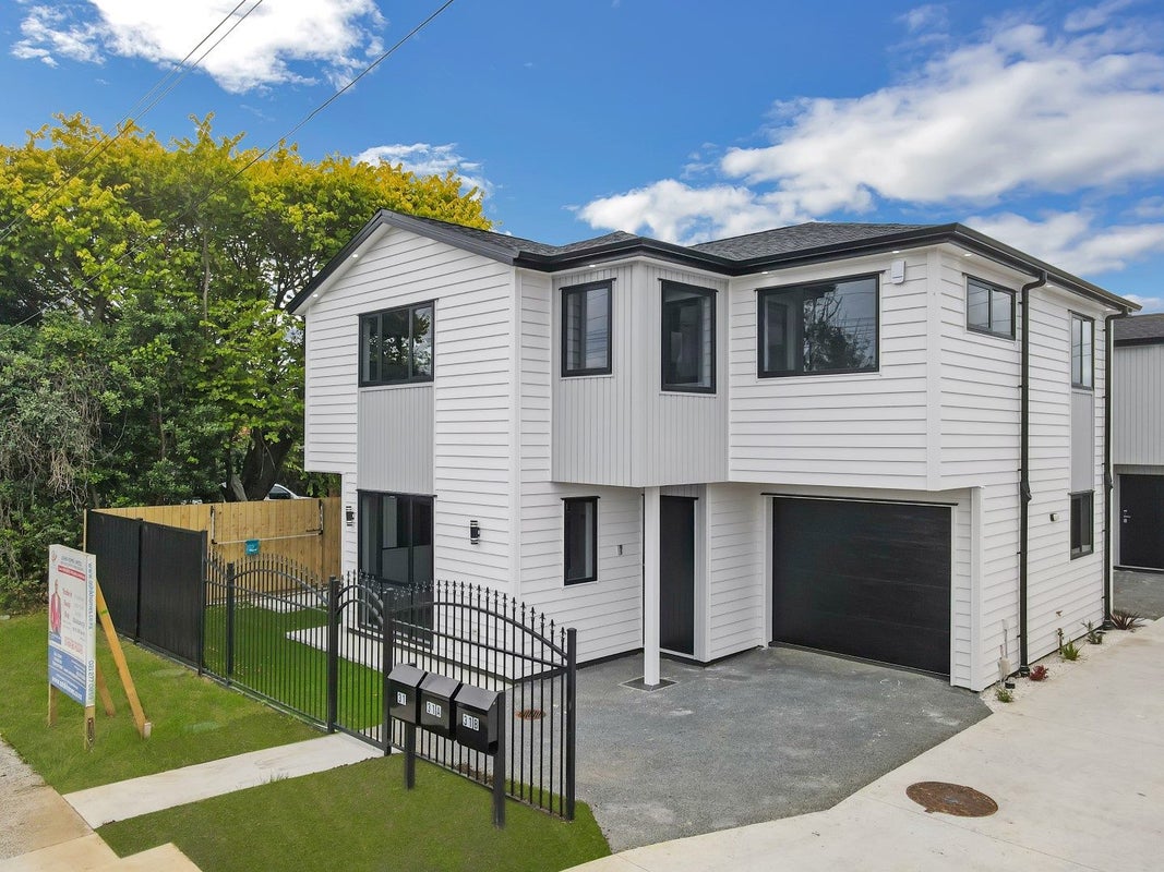 31 Harwood Crescent, Otara, Auckland - Carousel 2
