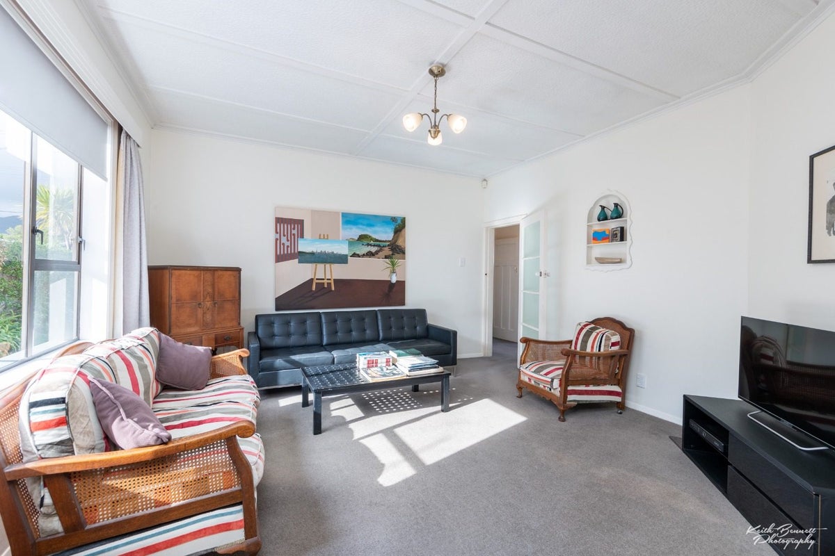 11 Jessie Street, Petone, Lower Hutt - Carousel 2