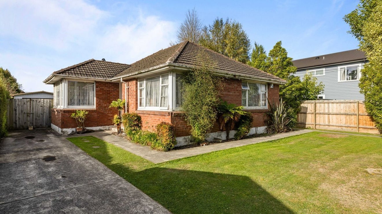 180 Langdons Road, Northcote, Christchurch - Carousel 1