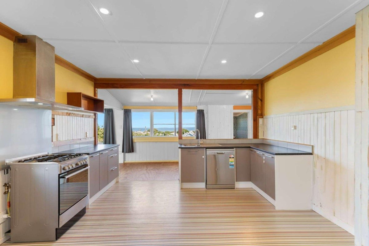 157 Cornfoot Street, Castlecliff, Whanganui - Carousel 2