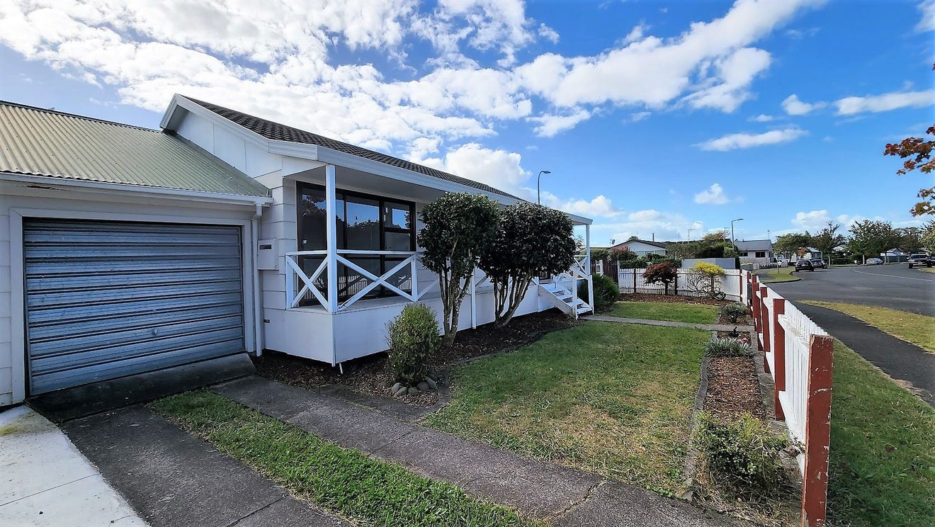 26 Blomfield Street, Nawton, Hamilton - Carousel 2