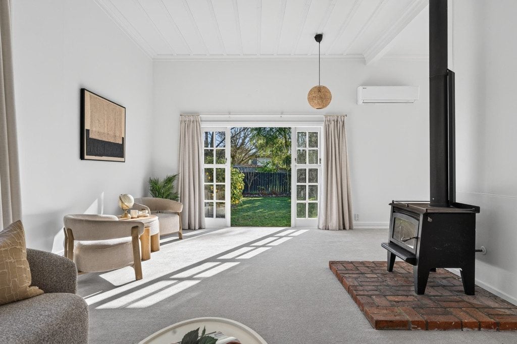 6 Main Street, Greytown - Carousel 2