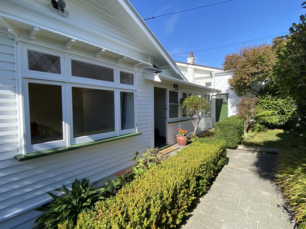 27 Kano Street, Karori, Wellington - Carousel 1