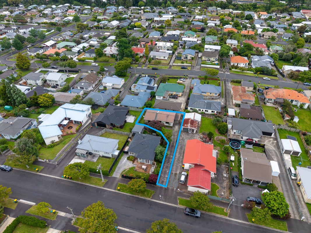 35B Matai Street, Maeroa, Hamilton - Carousel 18