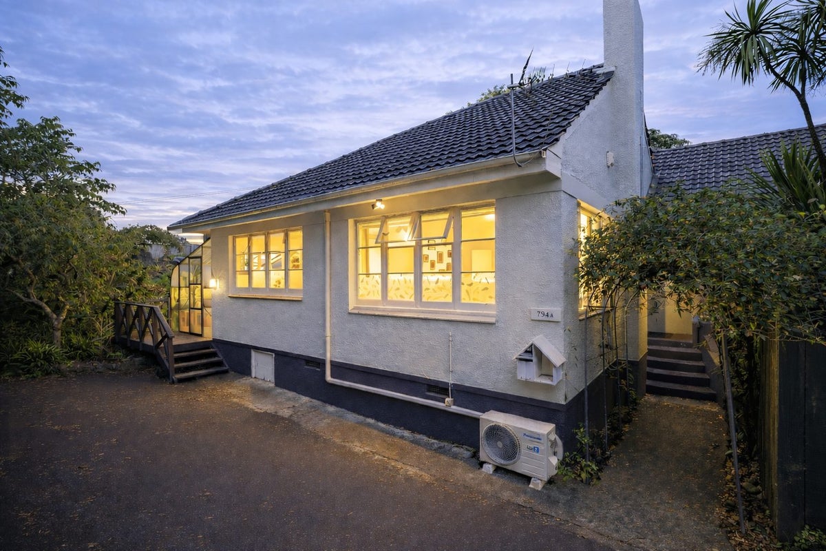 794B Dominion Road, Mount Eden, Auckland - Carousel 1