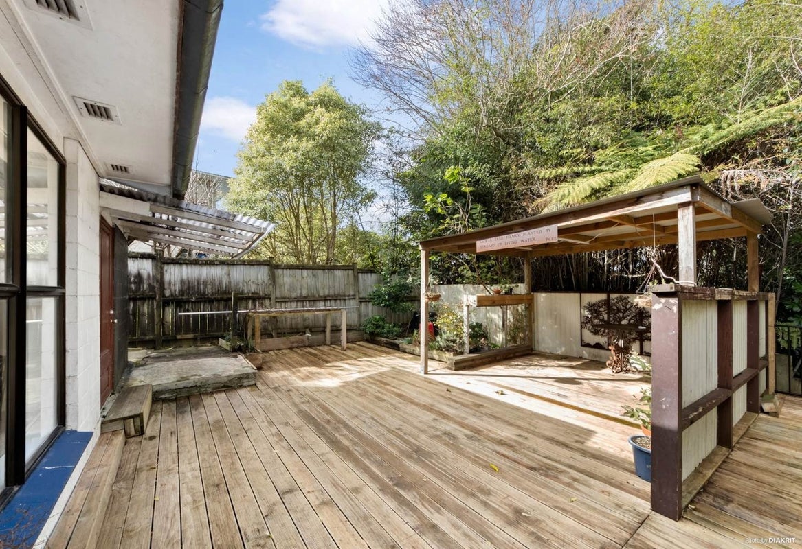 1/82 Sartors Avenue, Browns Bay, Auckland - Carousel 8