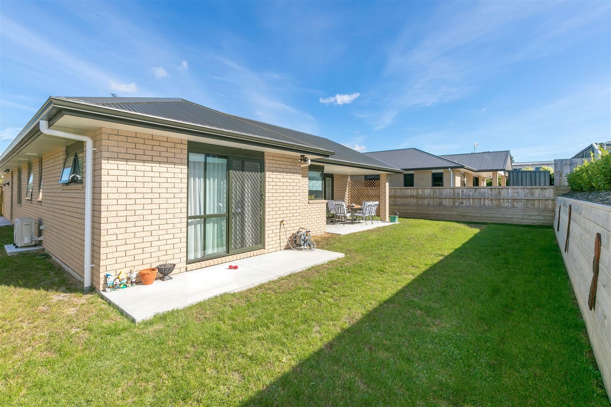 62 Whitmore Street, Kihikihi, Te Awamutu - Carousel 2