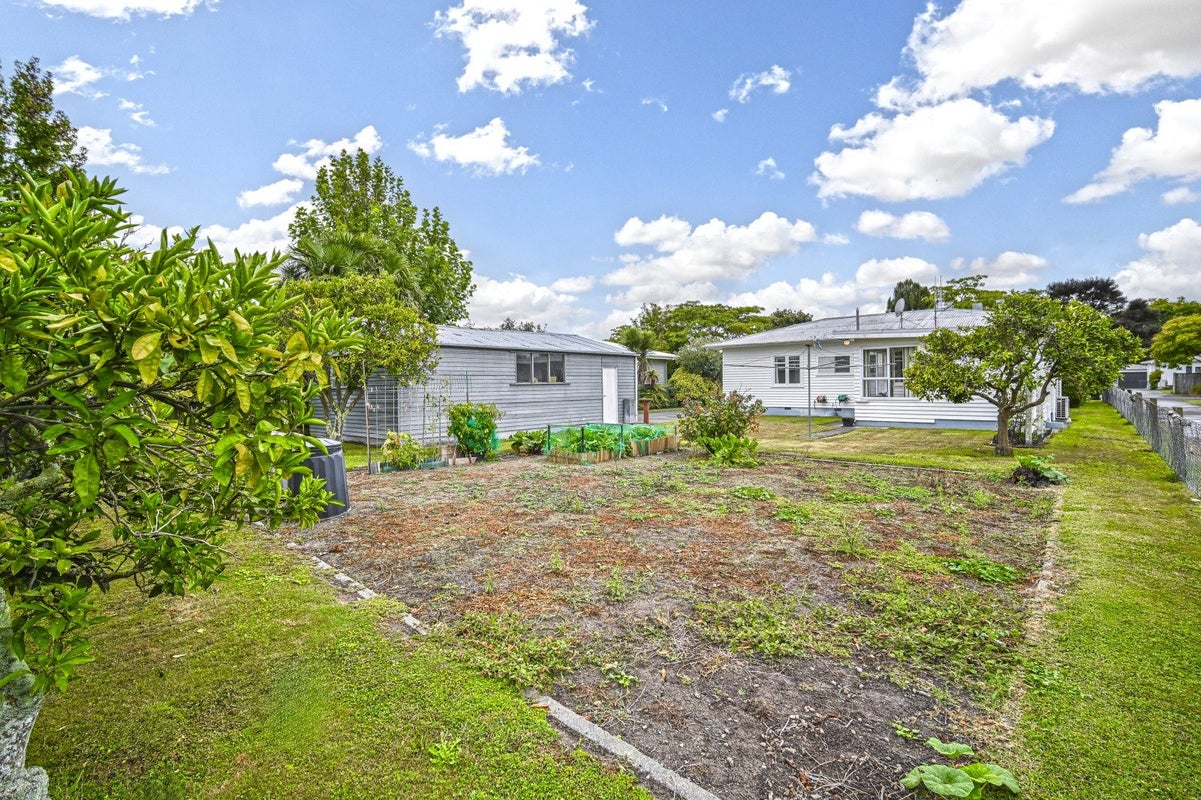 813 Lawrence Street, Akina, Hastings - Carousel 16