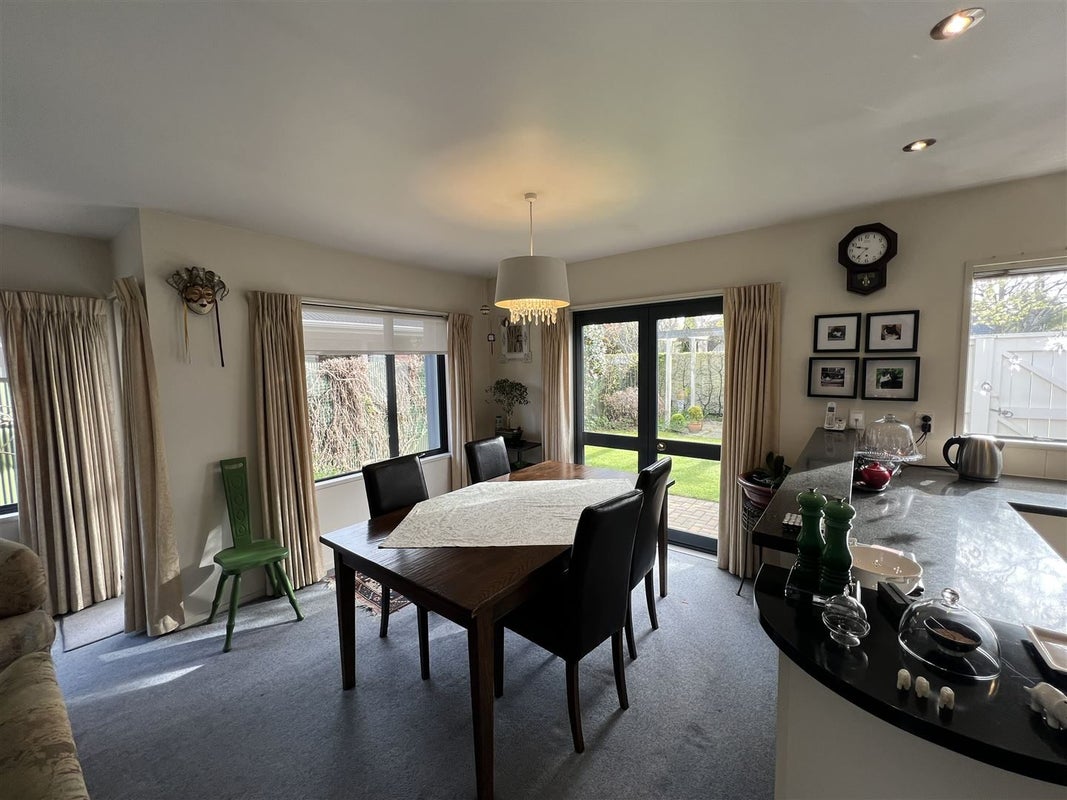 275 Memorial Avenue, Burnside, Christchurch - Carousel 2